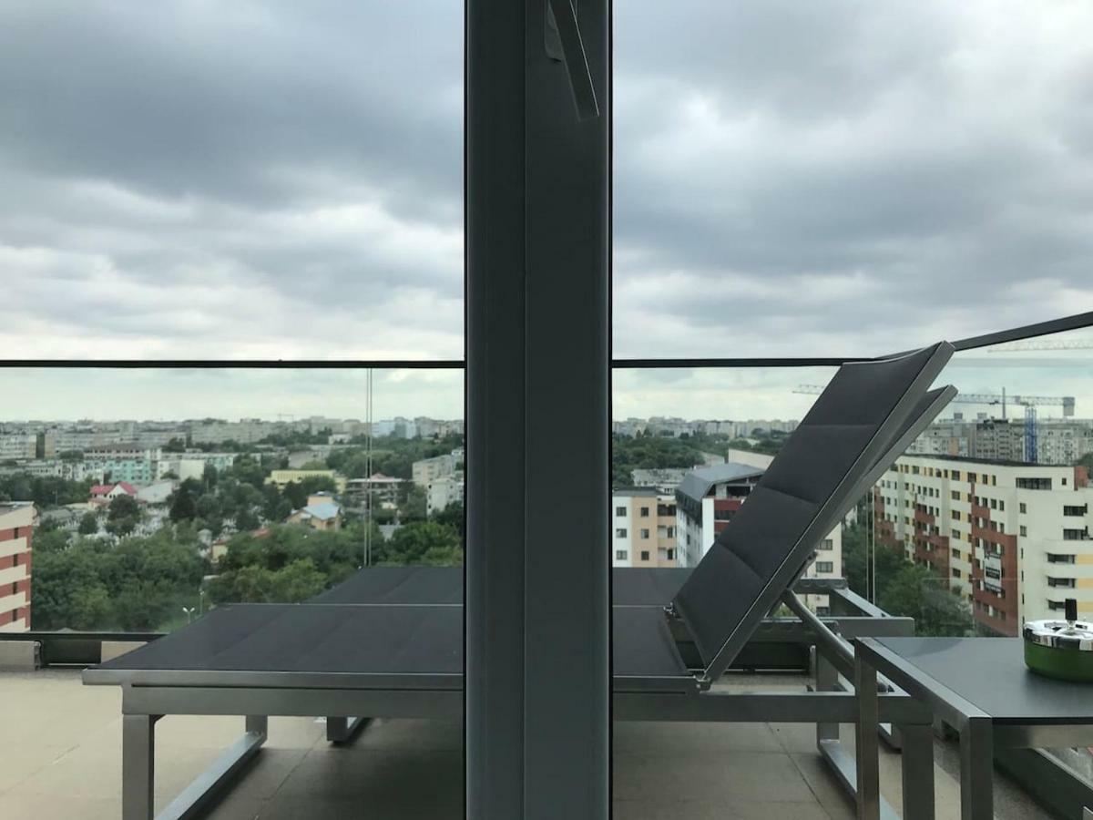 Luxury Westpark 2 With View דירה בוקרשט