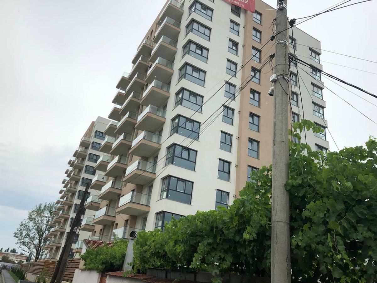 Luxury Westpark 2 With View דירה בוקרשט