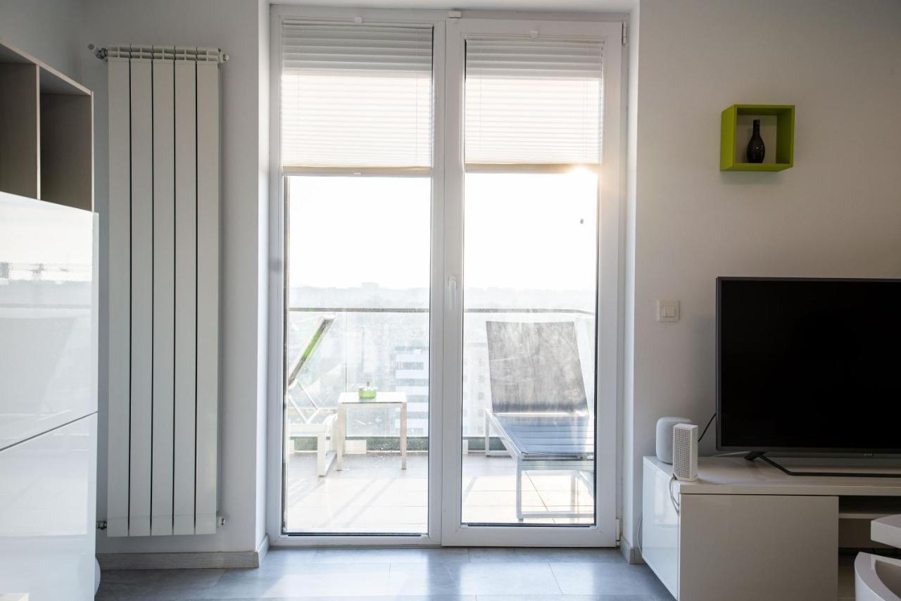 Luxury Westpark 2 With View דירה